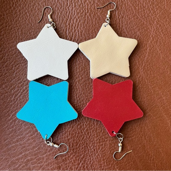 Star Leather Red Oversized Earrings Artist handmade Created by Kuratorkelli - Picture 11 of 13
